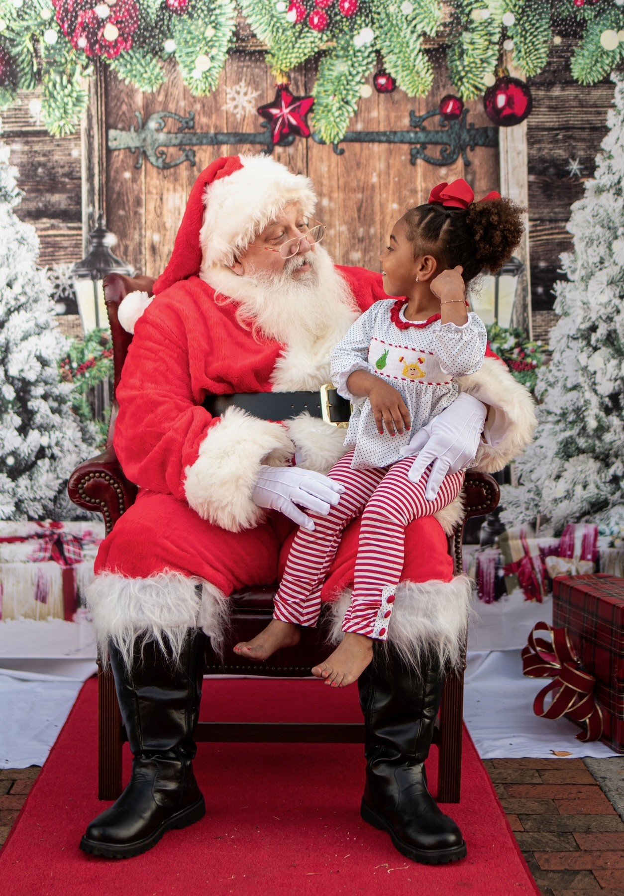 Santa Claus in SC with kid
